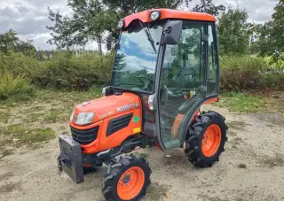 MALOTRAKTOR Kubota B1620D s kabinou a topením | 4x4