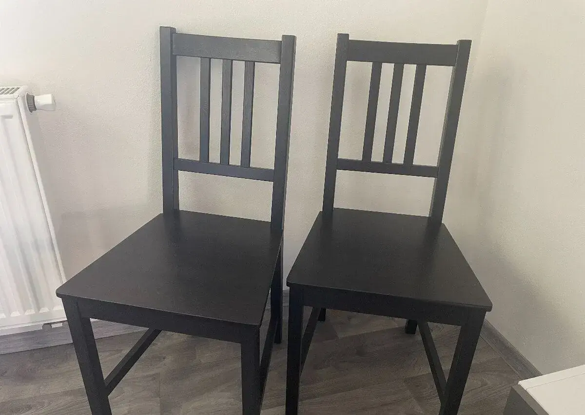 Drevená stolička IKEA