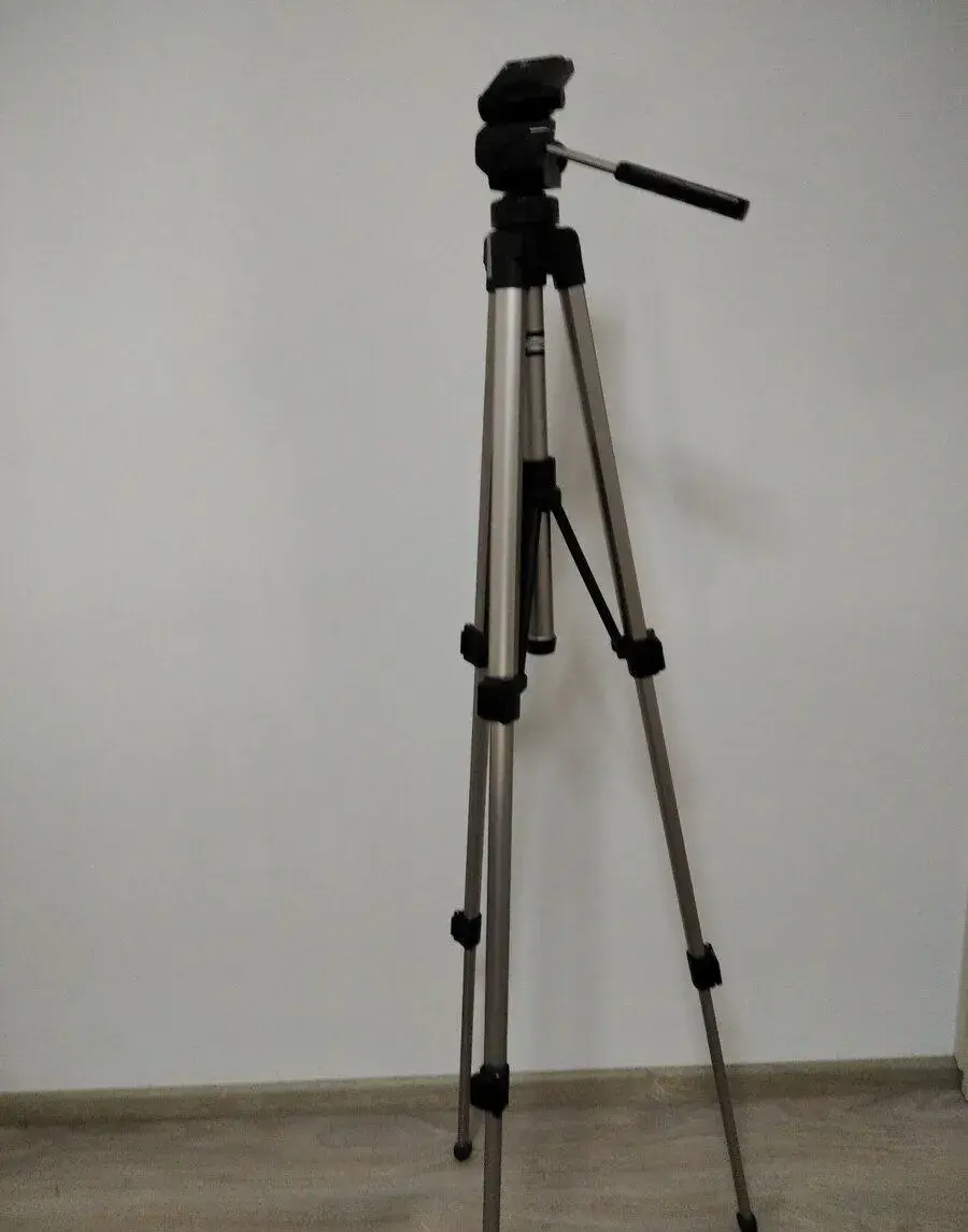 Nový stojan na kameru Panasonic