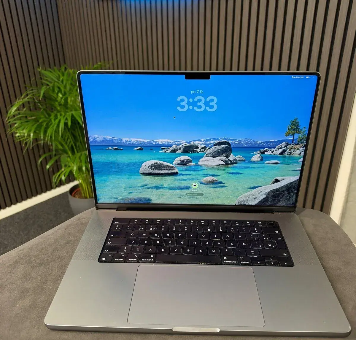 MacBook Pro M1 Pro 16” (2021) 16GB/1TB, rok záruka