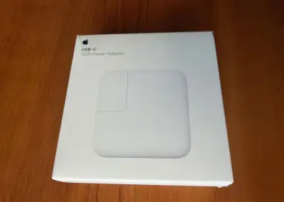Apple 30W USB-C Power Adapter MW2G3ZM/A v záruce