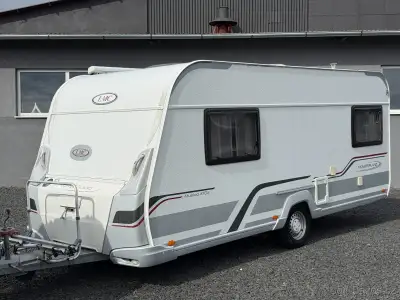 LMC Musica 470E/R.V.2010/DĚL.LŮŽKA/MARKÝZA/NOSIČ/1350KG