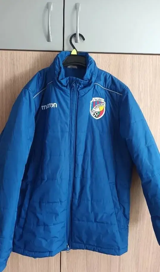 Zimní bunda FC Viktoria Plzeň vel.164