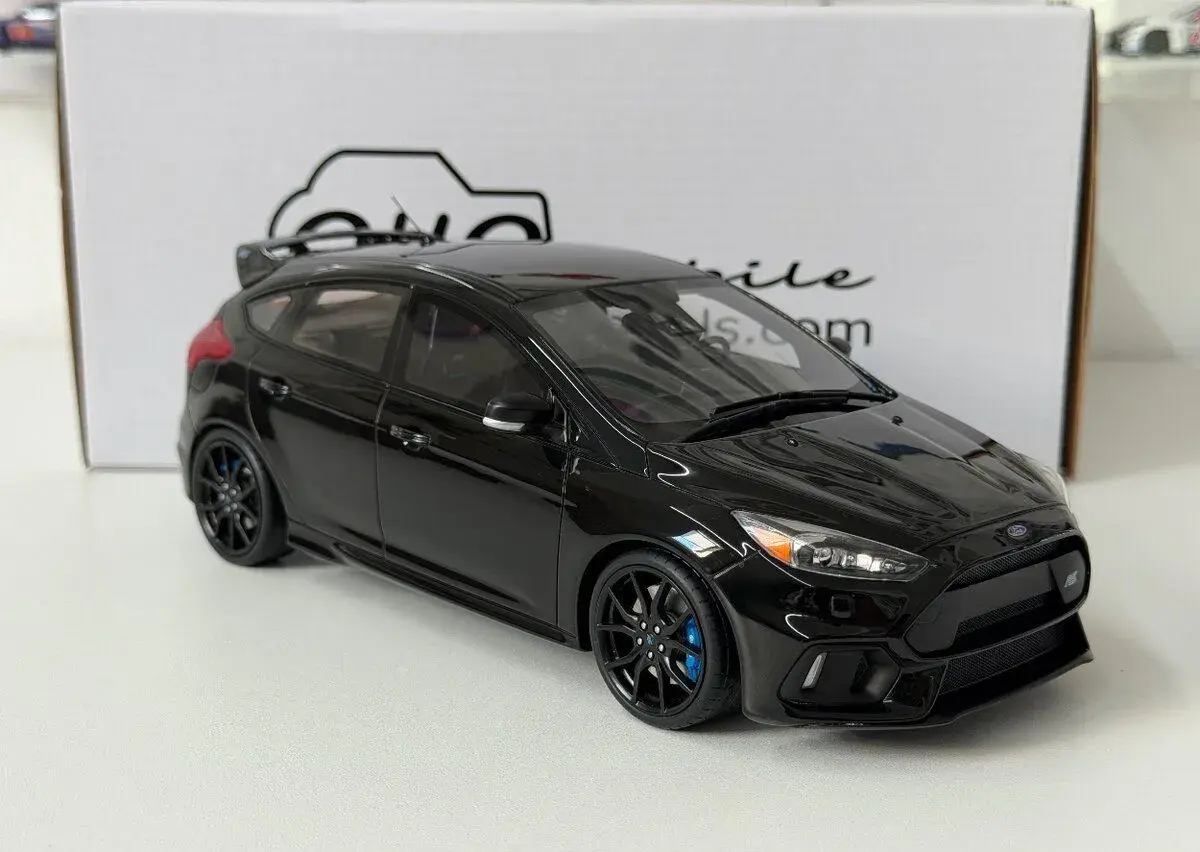 Ottomobile - Ford Focus RS Mk.3 Black - OT950