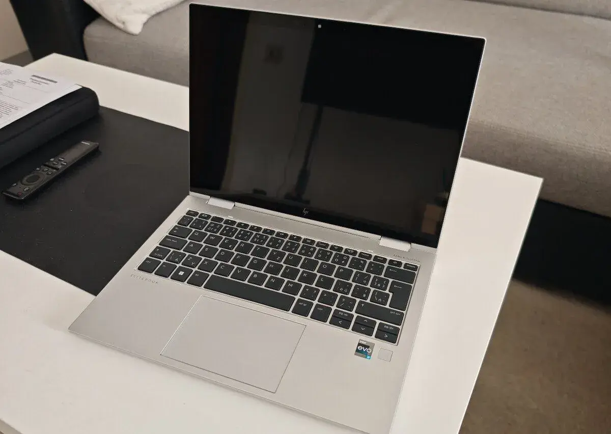 HP EliteBook 830 G10 x360 2v1 | i5-1345U | 16 GB | 1 TB | 5G