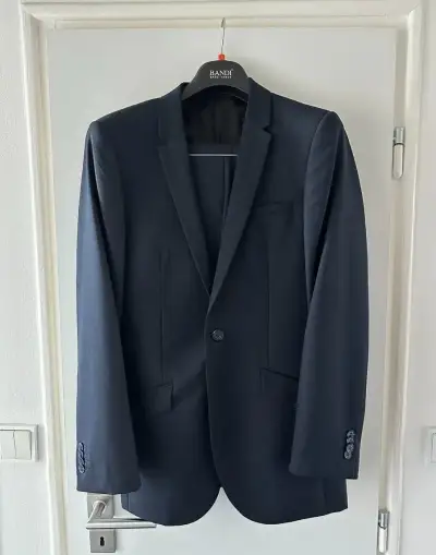 Bandi slim fit oblek
