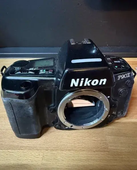 Nikon F90x