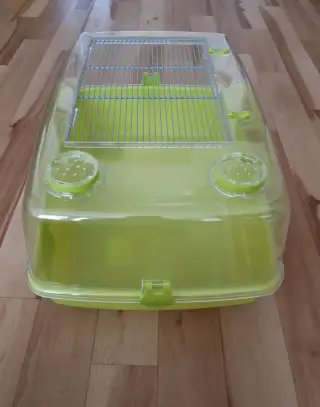 Box (klec) pro hlodavce a kolečko