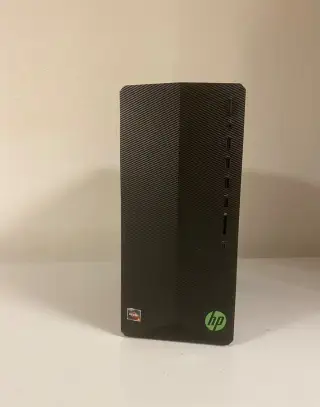 Herní pc s monitorem