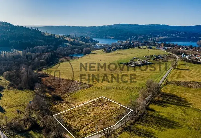 Krásný pozemek Frymburk-Náhlov