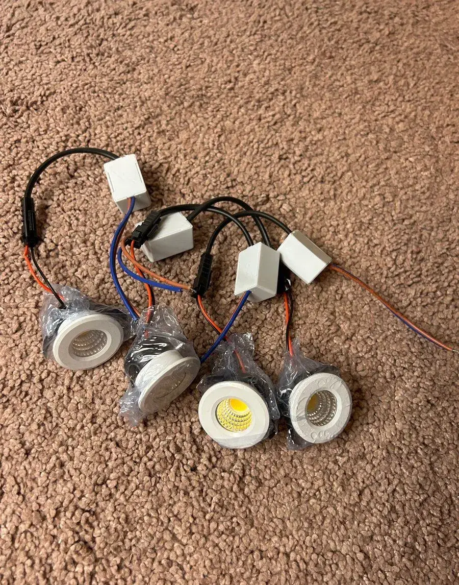 💡 Sada 4x mini vestavné LED bodovky s trafem