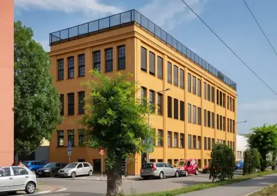 K pronájmu kancelářské prostory o rozloze 265 m² na ulici Se
