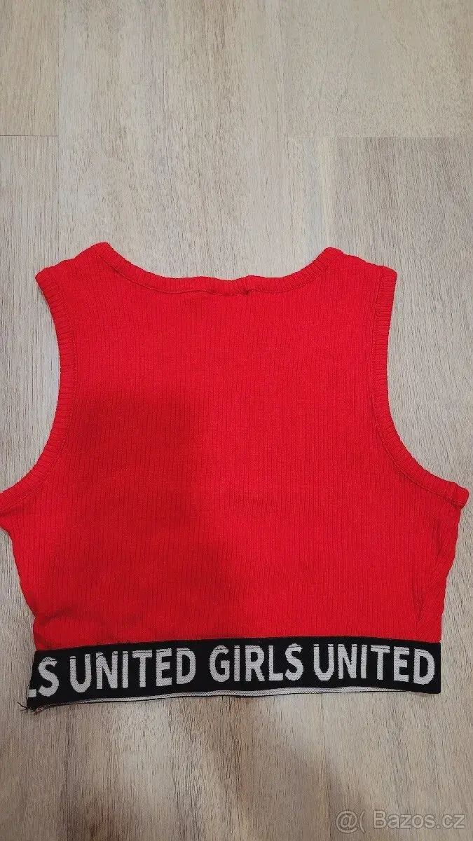 Červený top