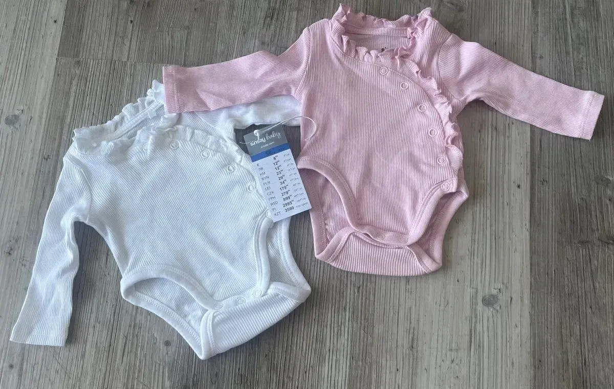 Nové, set 2x body Sinsay