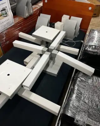 Set designových světel