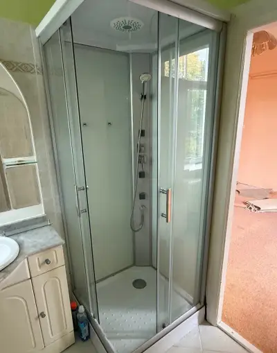 Sprchový kout (sprcháč)