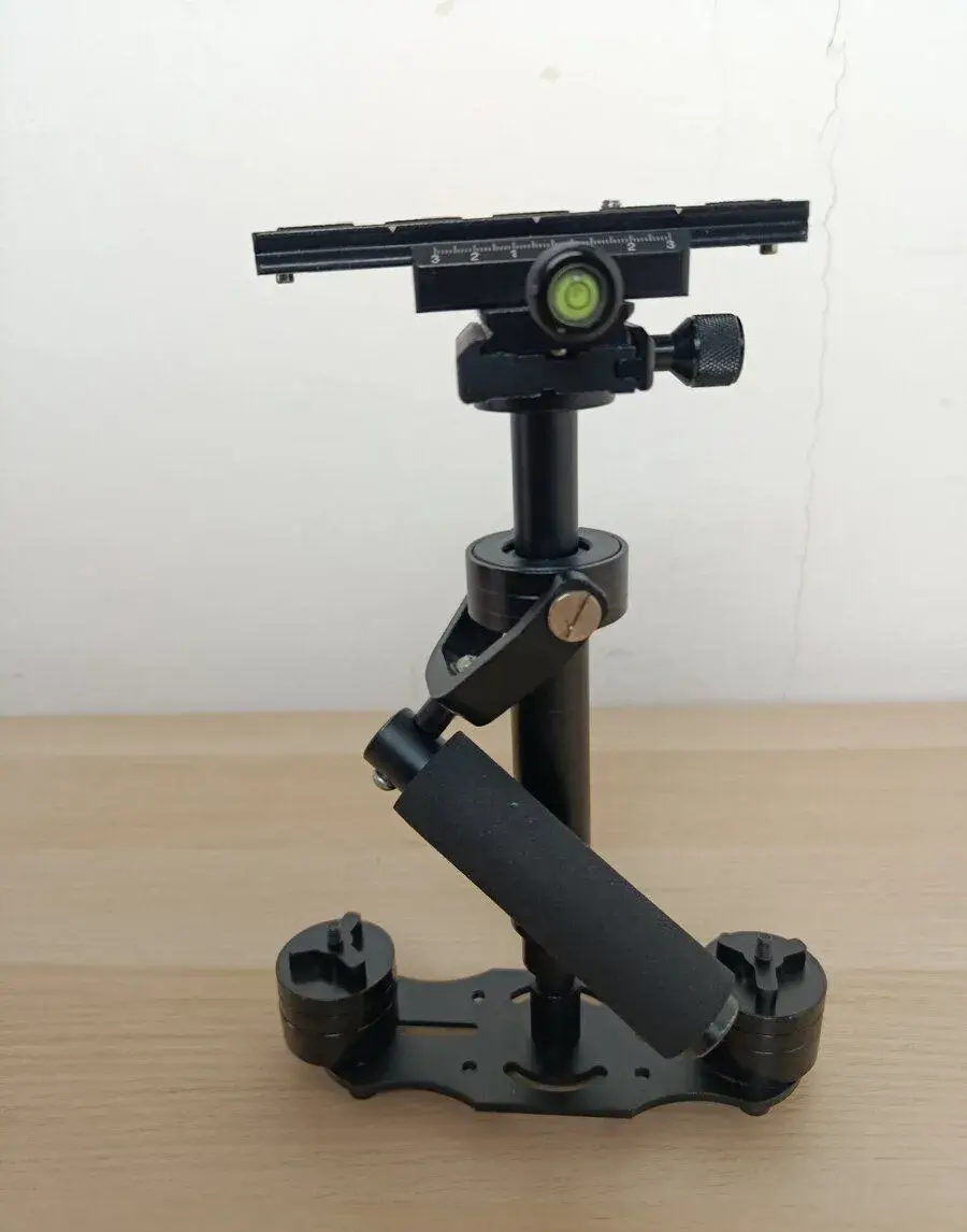 Flycam Stadycam – mechanický stabilizátor kamery