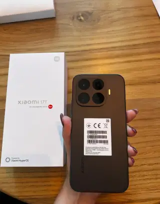 Nový Xiaomi 17t 5G 512GB černá 2 roky záruka