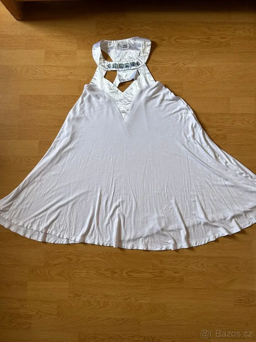 Bílé letní šaty Be You - s kamínky, vel. M, áčkový střih