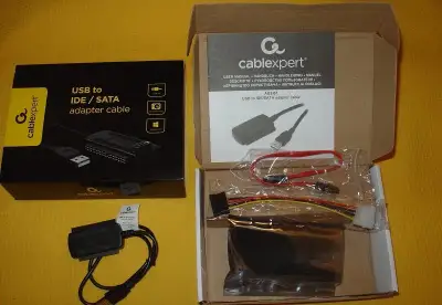 USB adapter ATA / SATA
