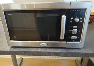 Mikrovlnná trouba WHIRLPOOL CRISP FITNESS