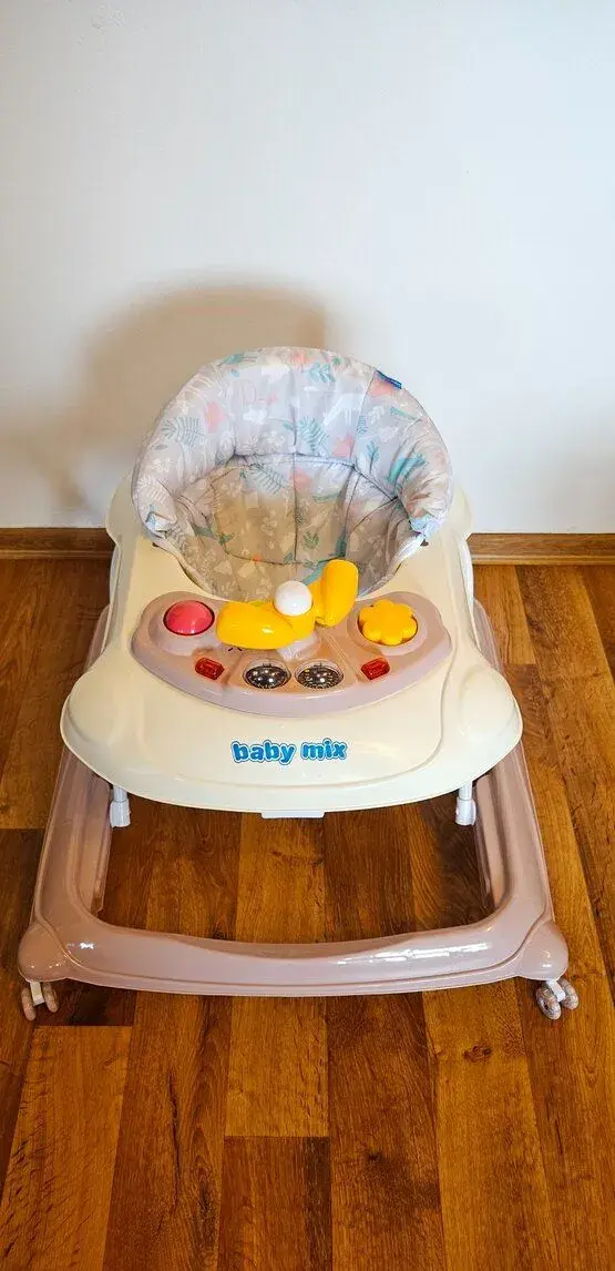 Dětské chodítko BABY MIX s volantem a silikonovými kolečky –