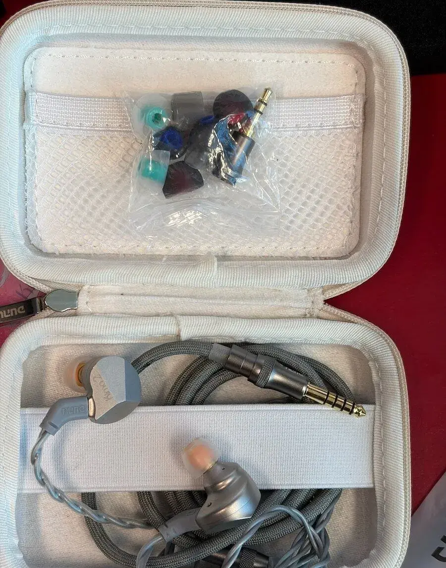 DUNU Kima 2 In-Ear Monitors