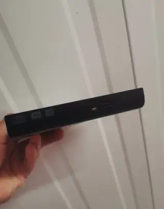 Dvd mechaniky do notebooku