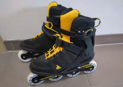 Kolečkové brusle Rollerblade Spark 80 velikost 42