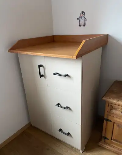 Přebalovací pult