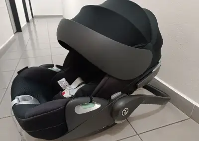 Set 2v1 CYBEX Cloud T i-Size PLUS + základna Base T (r.2024)