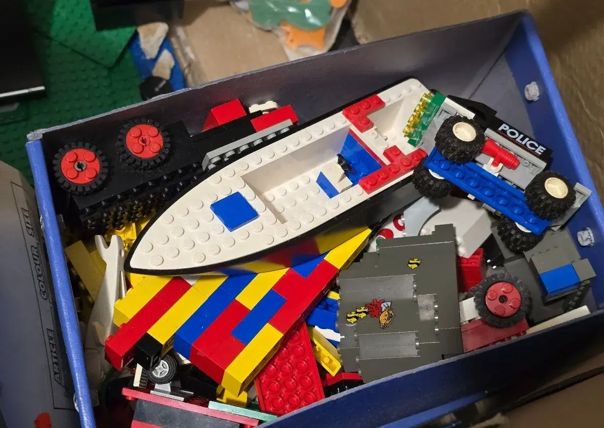 LEGO mystery box