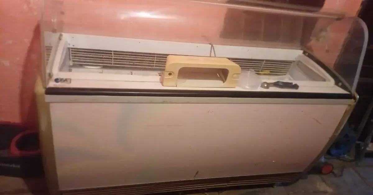 Mrazák na 9 vaniček kopečkové zmrzliny