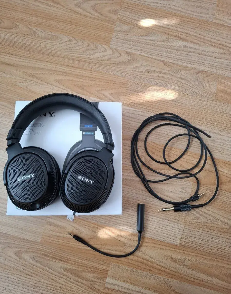 Studiové Sluchátka Sony MDR-MV1