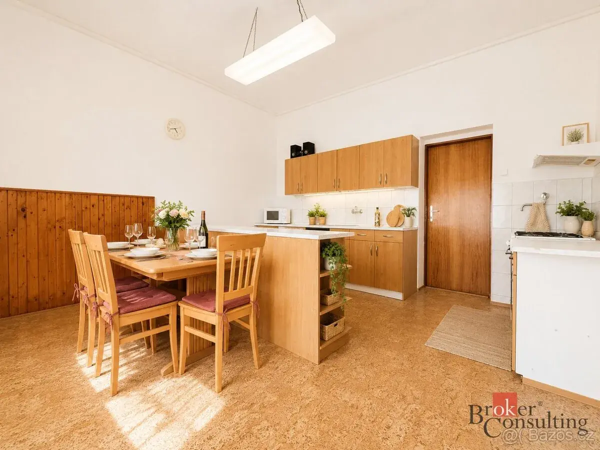Pronájem, domy/rodinný, 96 m2, Slovanská 369, 34815 Planá, T