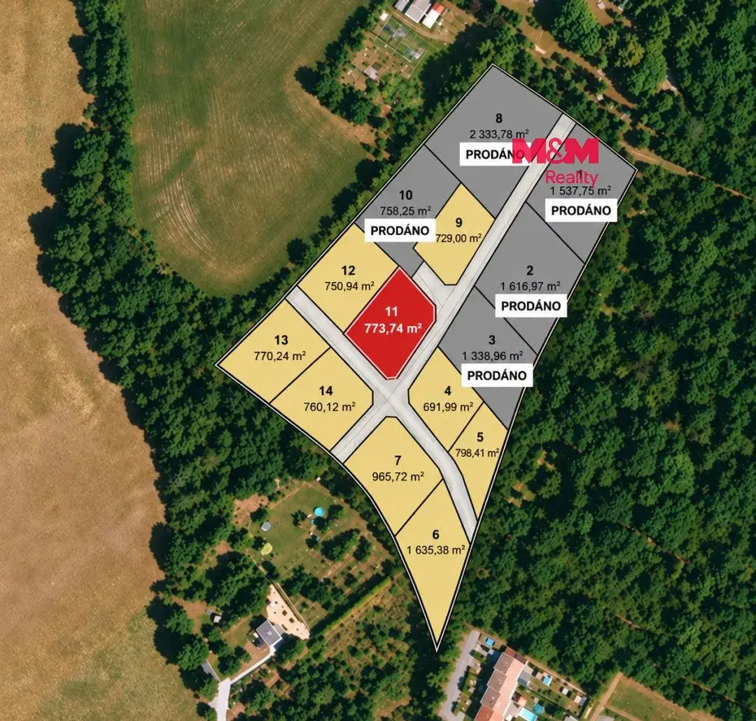 Prodej pozemku k bydlení, 774 m², Líšťany