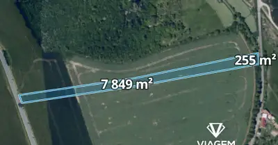 Pole 8 104 m²