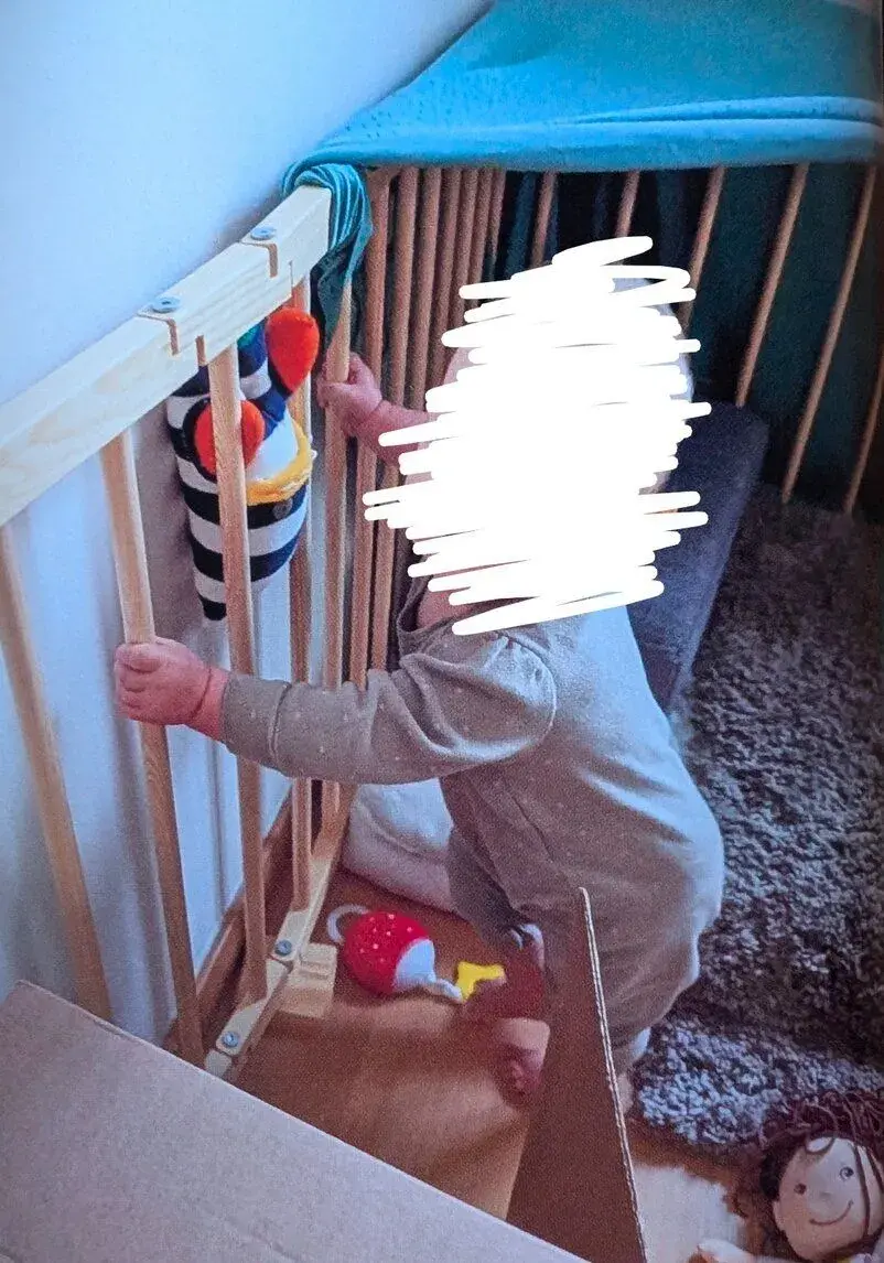 Detska ohradka / kids gated fence wood