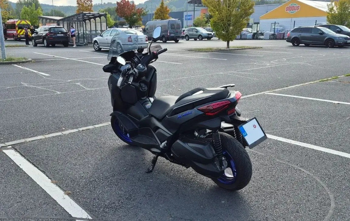 YAMAHA X-MAX 300, 2023, najeto 8tis km