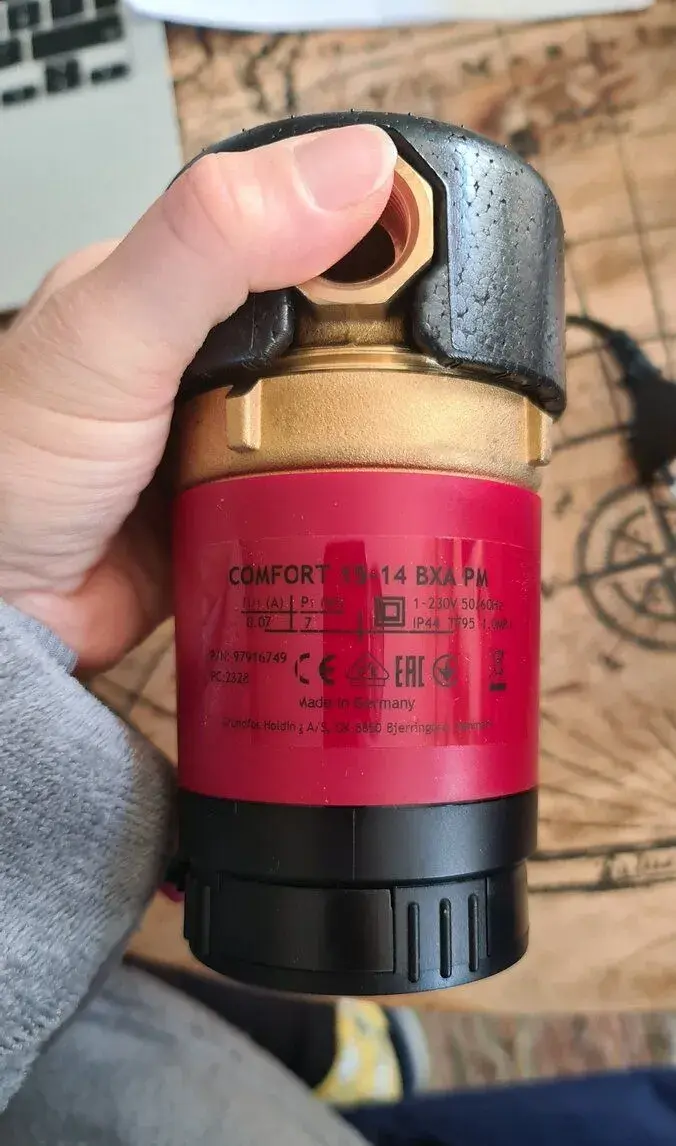 Cirkulační čerpadlo Grundfos COMFORT 15 - 14 BXA PM