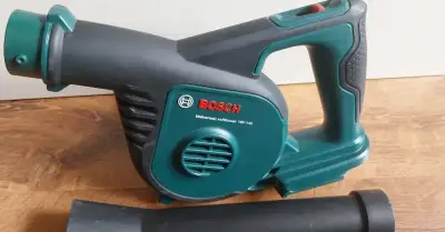 Aku fukar na listí BOSCH LeafBlower 18V-130