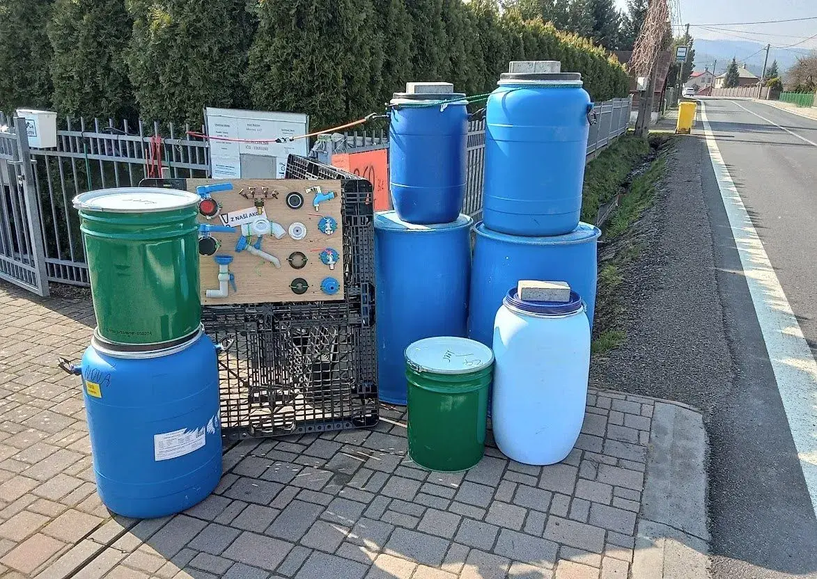Prodej sudů PVC a plastových palet