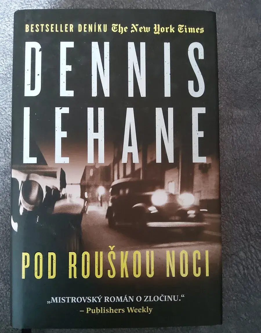 Kniha Pod rouškou noci(D.Lehane)