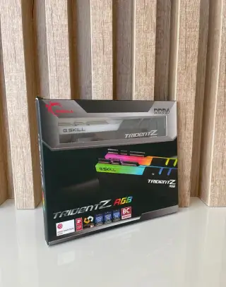 G.SKILL Trident Z RGB 64GB (2x32GB) DDR4 3200MHz CL15