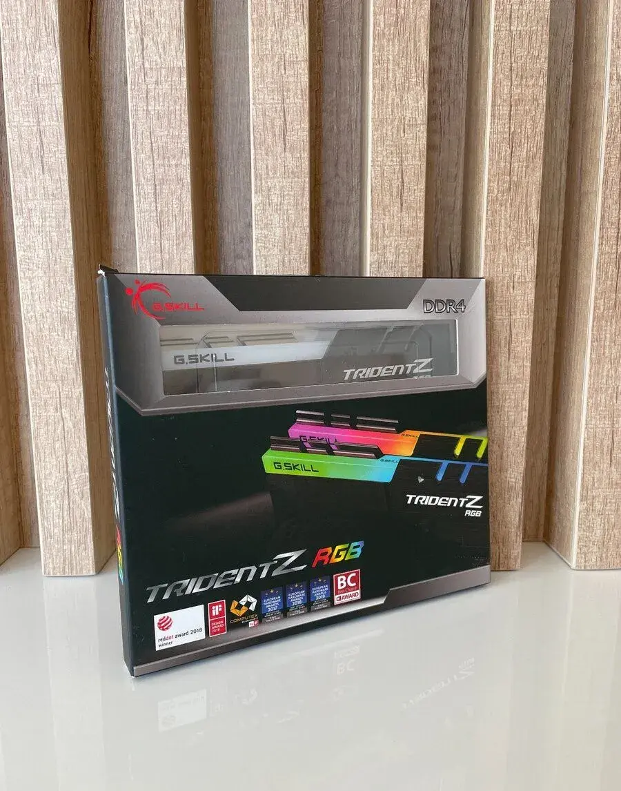 G.SKILL Trident Z RGB 64GB (2x32GB) DDR4 3200MHz CL15