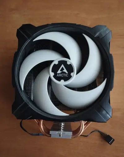 Arctic Freezer i35