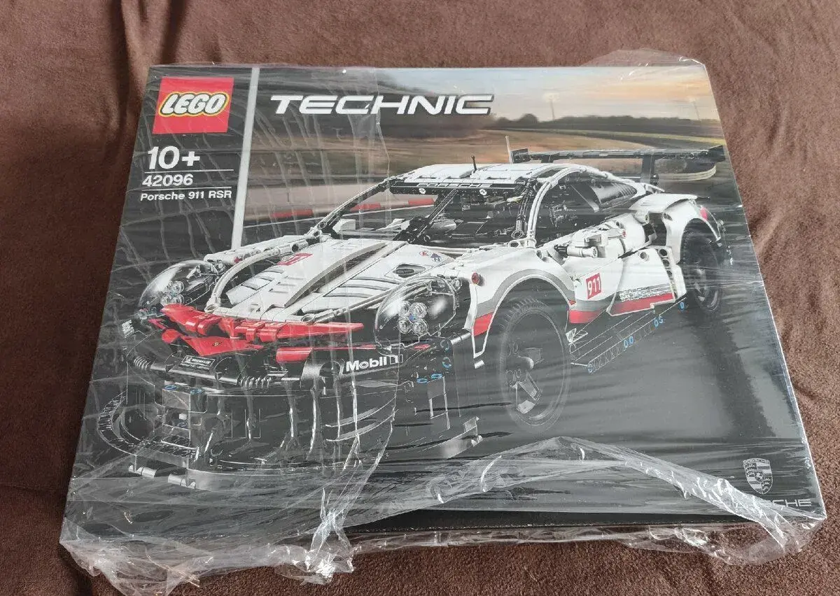 Stavebnice Lego Technic 42096 Porsche 911 RSR