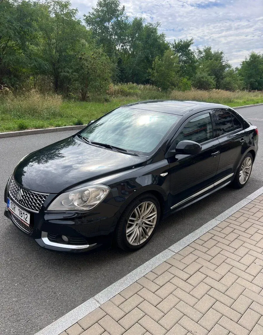 Suzuki Kizashi – 2011, 172 021 km