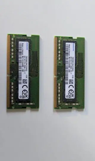 2xSamsung 8GB DDR4 3200MHz SO-DIMM pro notebook