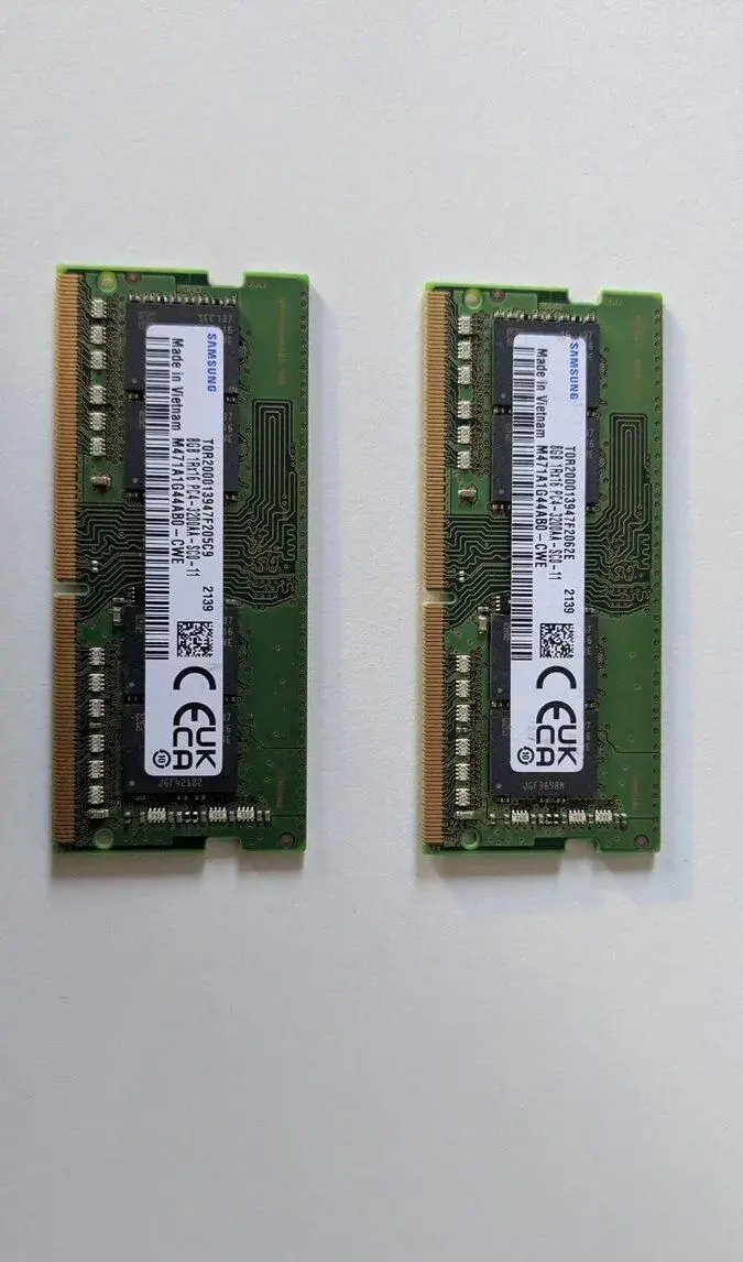 2xSamsung 8GB DDR4 3200MHz SO-DIMM pro notebook